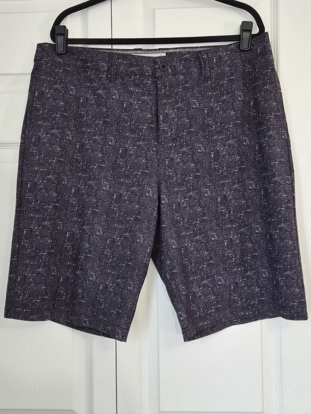 Travis Mathew Textured Golf Chino Shorts Men’s 38 Gray Performance